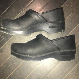 Clogs size 40